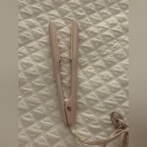 T3 Soft Pink Hair Straightener